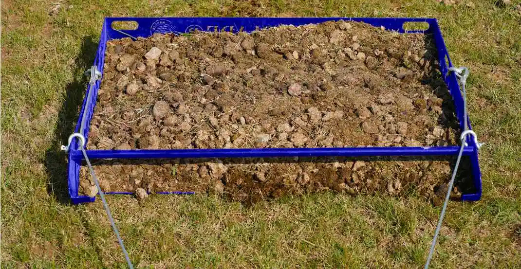 blue paddock blade horse poop scooper